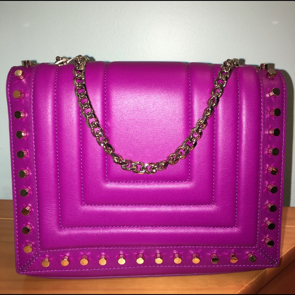 ⭐️⭐️⭐️4X HOST PICK⭐️⭐️⭐️⭐️ NWT Authentic Luana Italy Stud Cross/Clutch